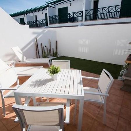 Apartamentos Quintana Playa Blanca  Esterno foto