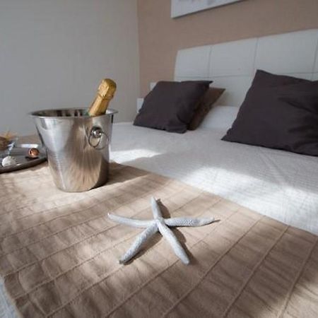Apartamentos Quintana Playa Blanca  Esterno foto