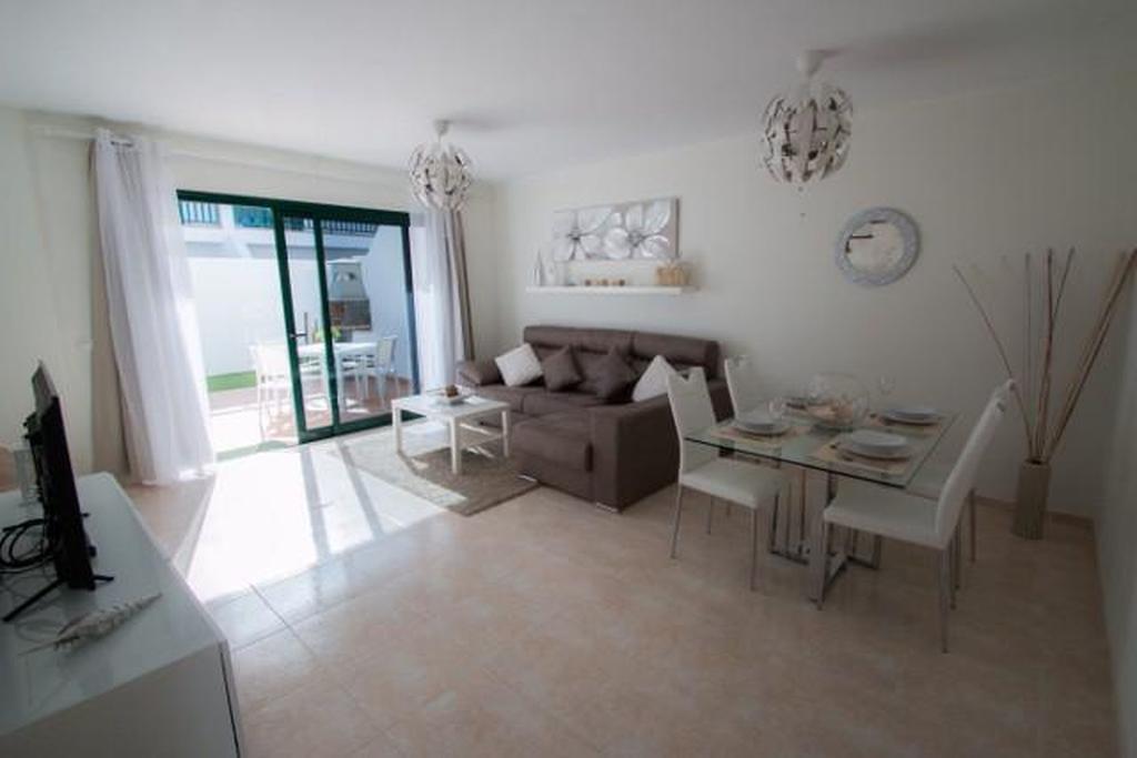 Apartamentos Quintana Playa Blanca  Esterno foto